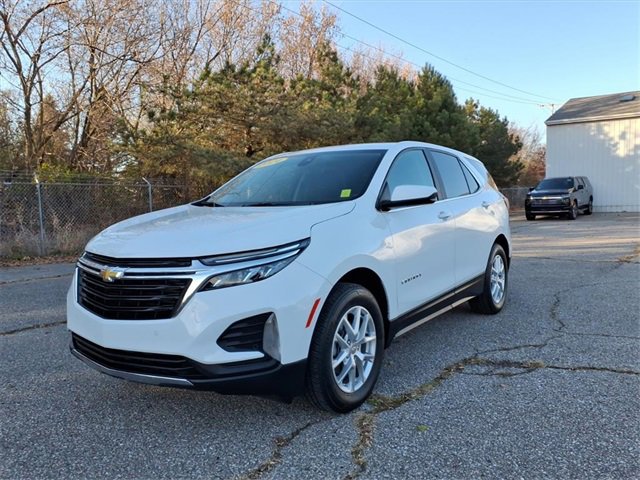 Certified 2024 Chevrolet Equinox LT image 3