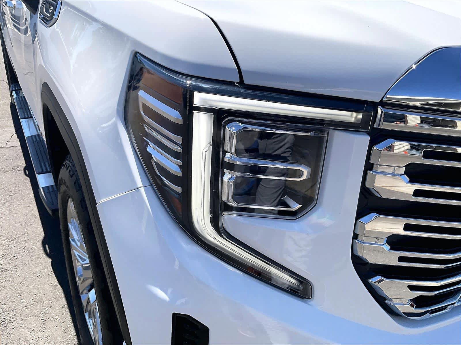 Used 2022 GMC Sierra 1500 Denali AWD/4WD image 28