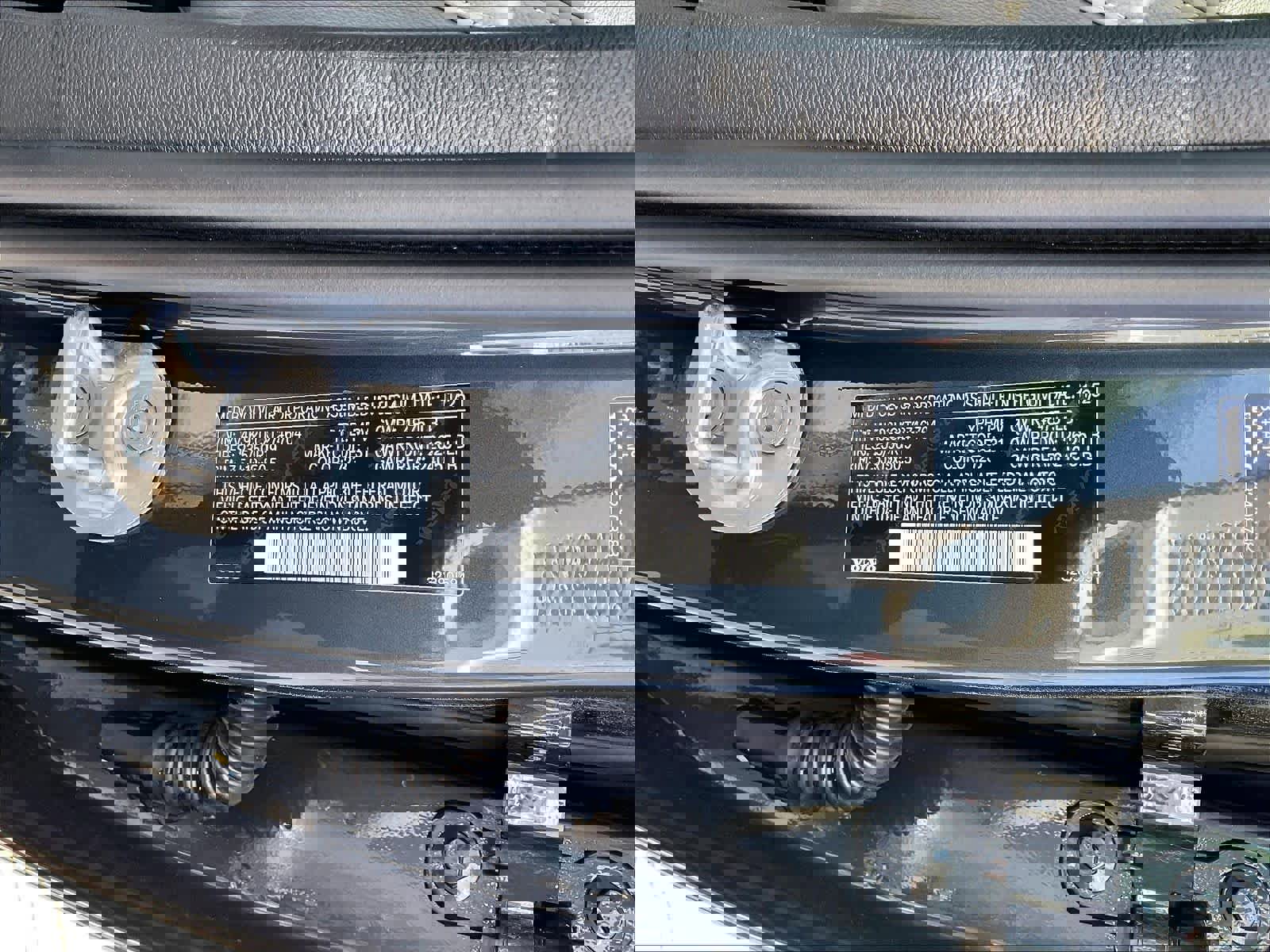 New 2026 Volvo XC40 B4 Plus w/ Protection Package Premier image 35