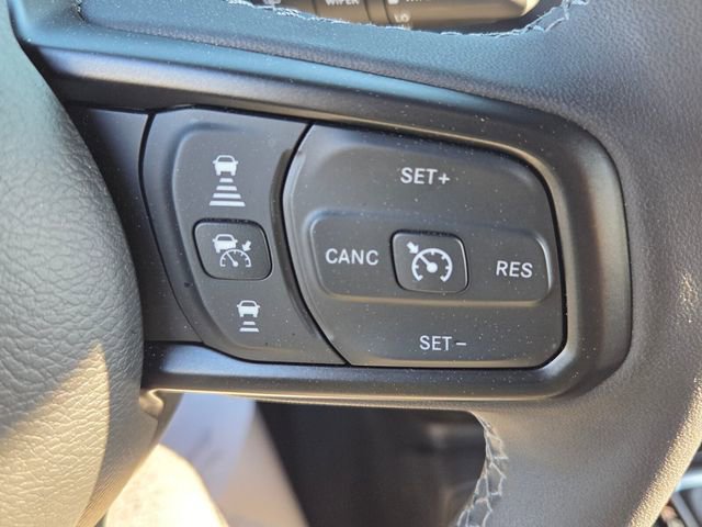 Used 2025 Jeep Wrangler Sport S image 23