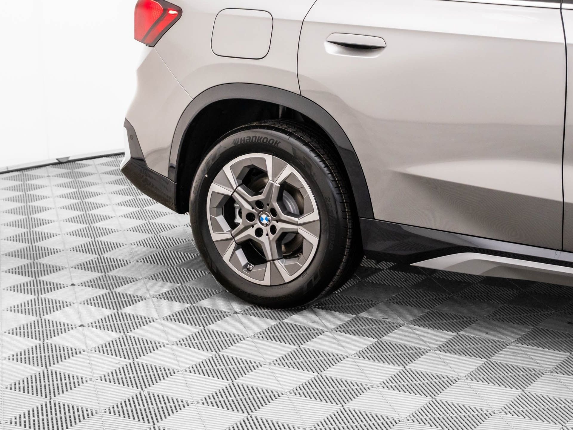 New 2026 BMW X1 xDrive28i w/ Convenience Package AWD/4WD image 37