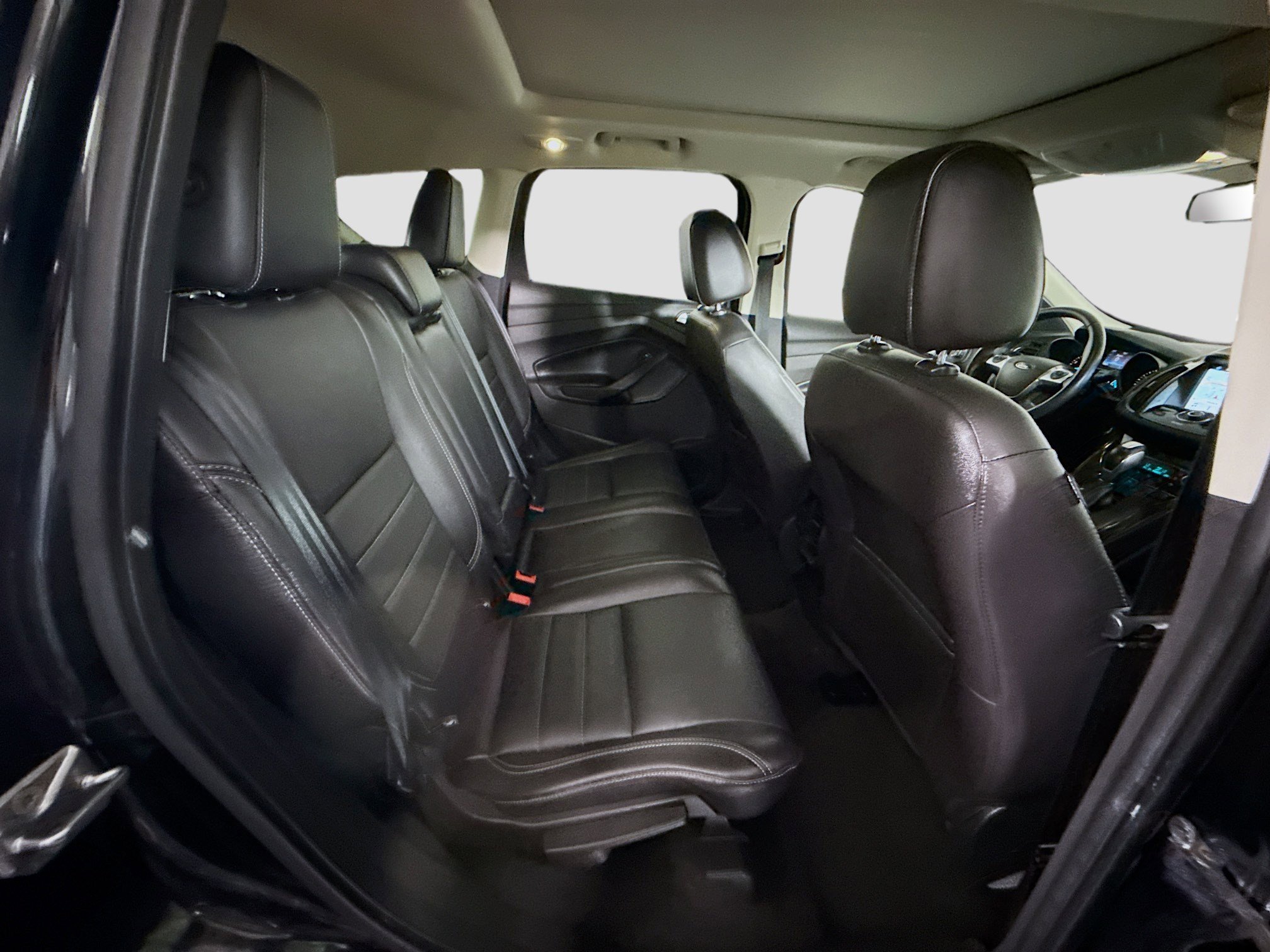 Used 2016 Ford Escape Titanium w/ Equipment Group 301A AWD/4WD image 27