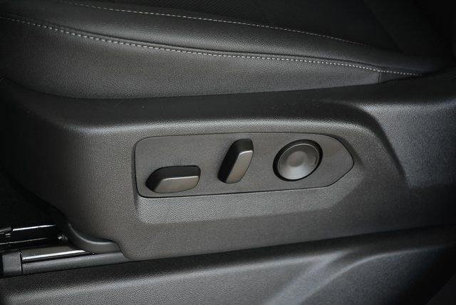 New 2025 GMC Sierra 1500 SLT w/ SLT Premium Package image 32