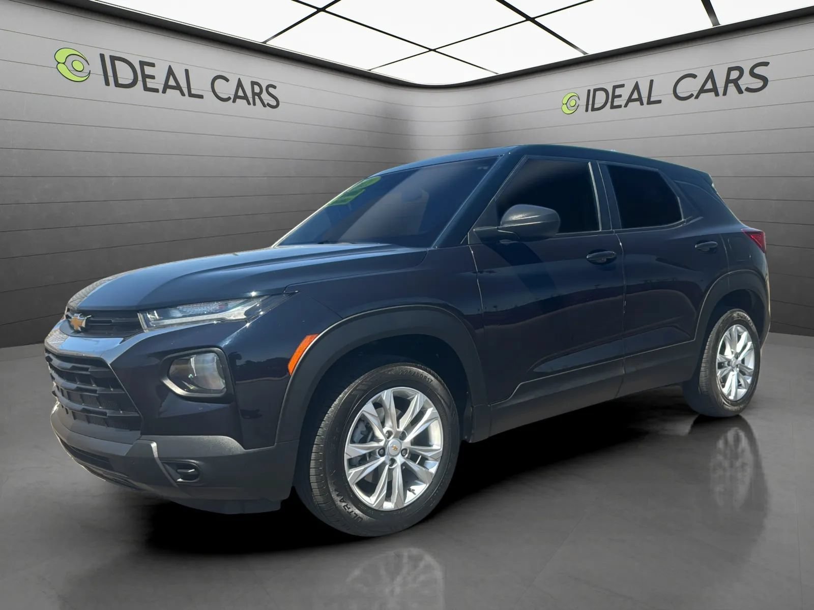 Used 2021 Chevrolet TrailBlazer LS AWD/4WD image 1