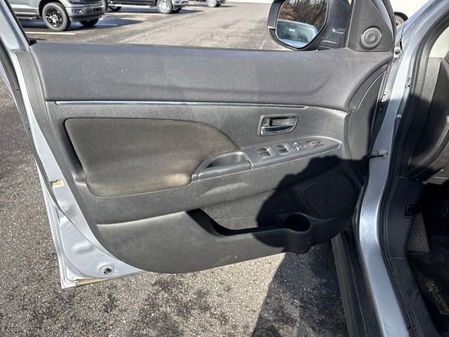 Used 2017 Mitsubishi Outlander Sport ES image 15