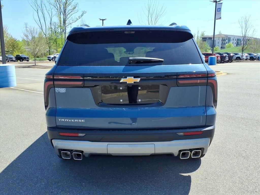New 2026 Chevrolet Traverse LT FWD image 27