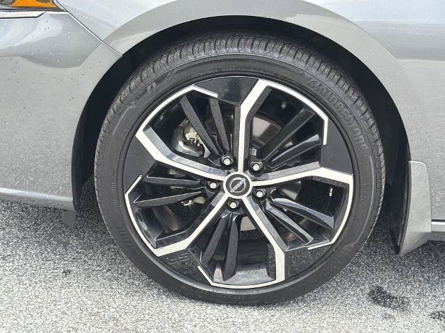 Certified 2025 Nissan Altima 2.5 SR w/ SR Premium Package FWD image 30