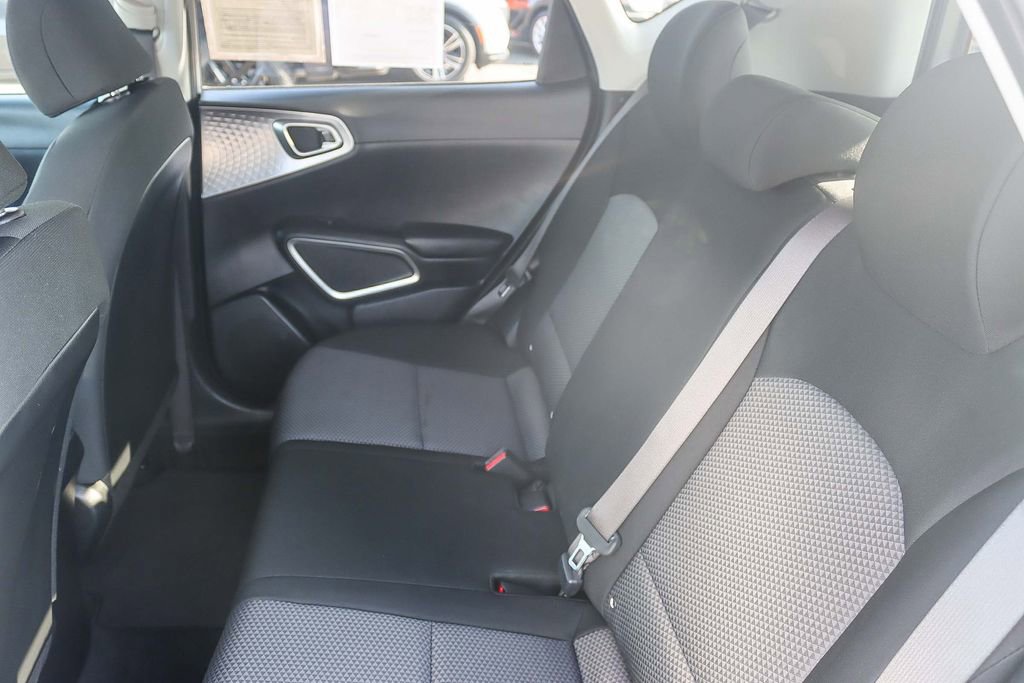 Used 2023 Kia Soul LX w/ LX Technology Package image 35