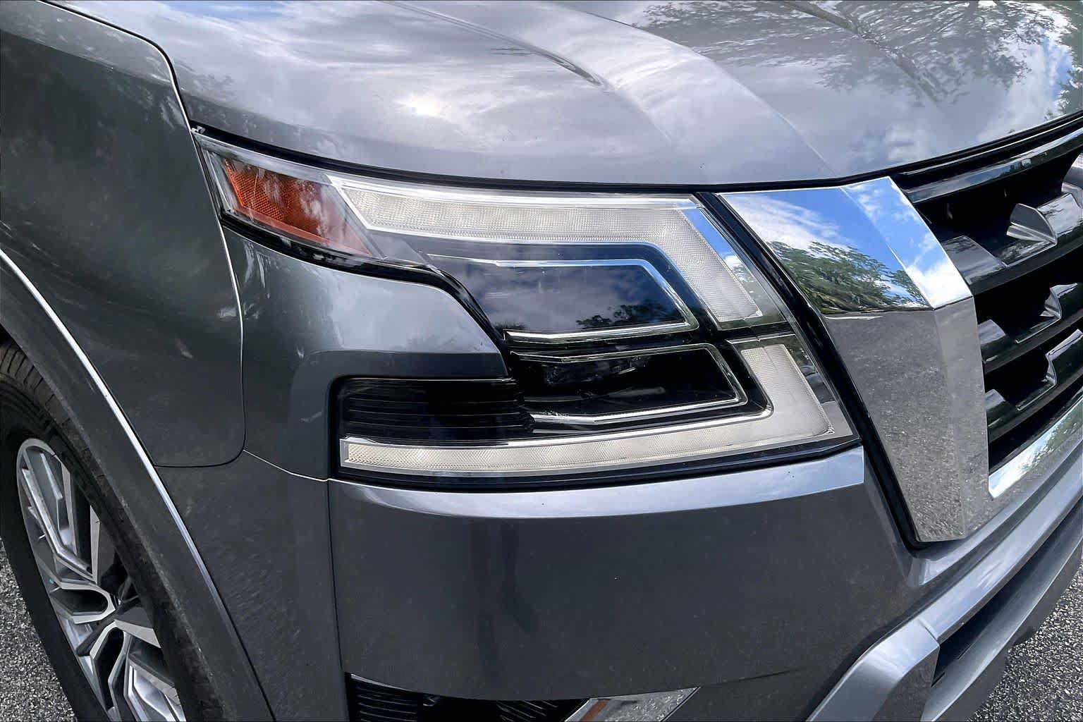 Used 2022 Nissan Armada SL RWD image 29