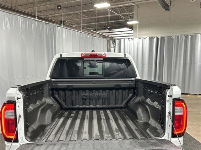 New 2025 GMC Canyon Elevation w/ Convenience Package image 19