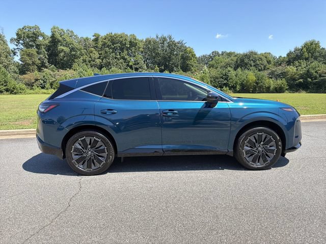 Certified 2025 Nissan Murano Platinum w/ Cargo Package AWD/4WD image 2