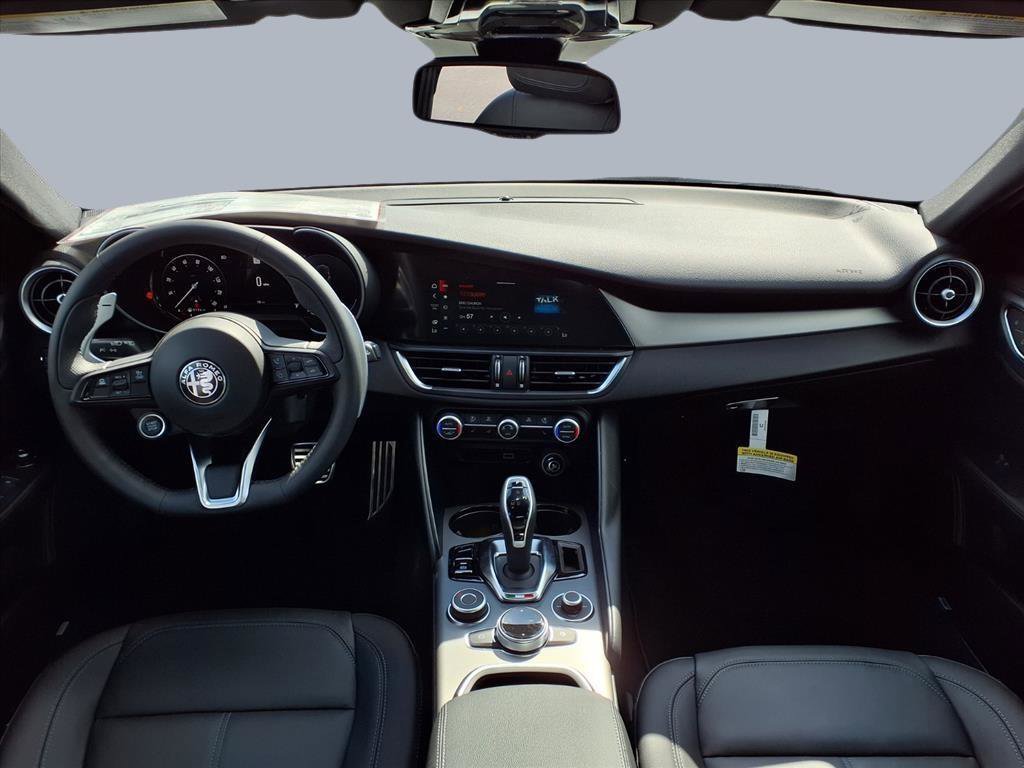 New 2025 Alfa Romeo Giulia image 11