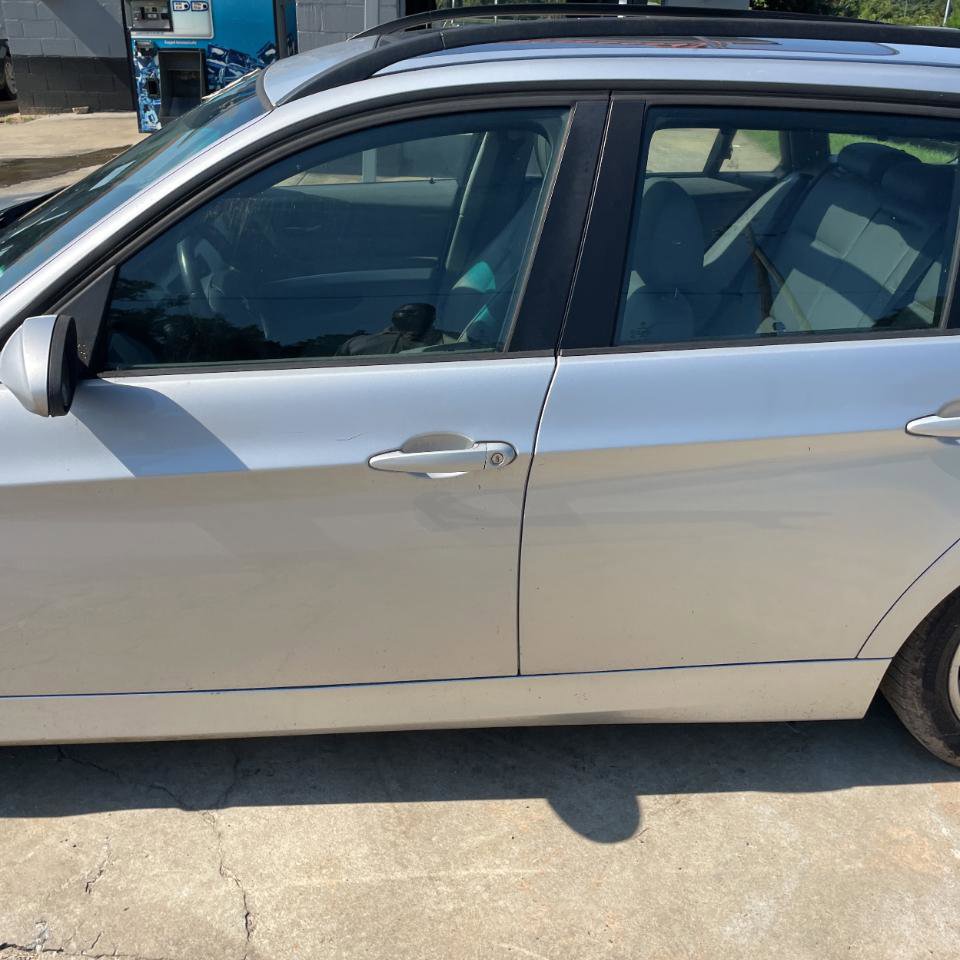 Used 2007 BMW 328xi Wagon AWD/4WD image 12