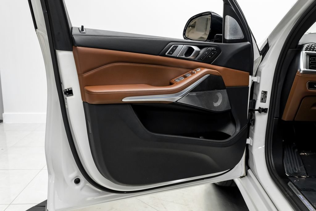 Used 2025 BMW ALPINA XB7 AWD/4WD image 49