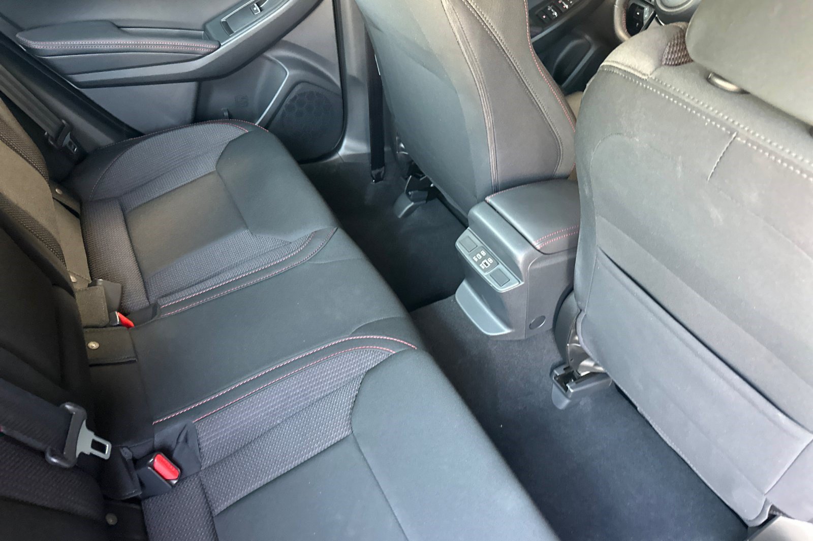 Used 2025 Subaru WRX Premium AWD/4WD image 33
