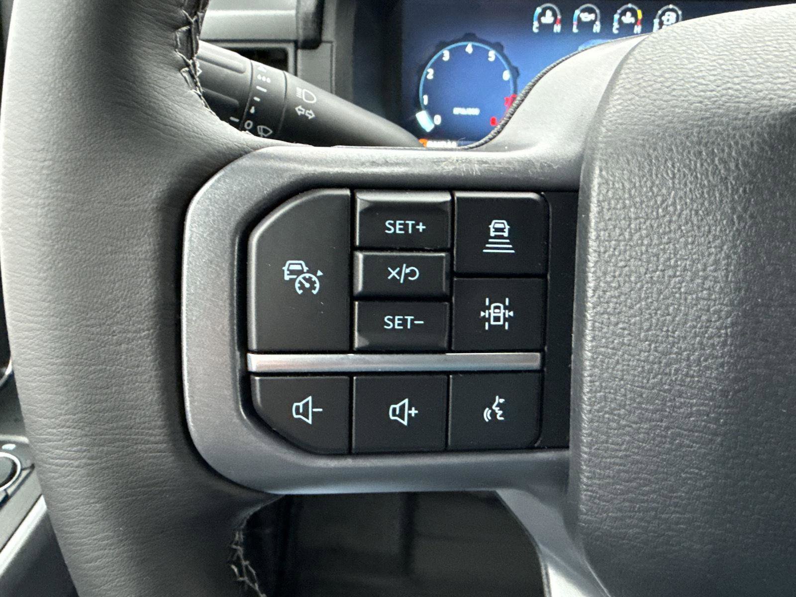 New 2025 Ford F150 XLT w/ Equipment Group 302A MID image 19