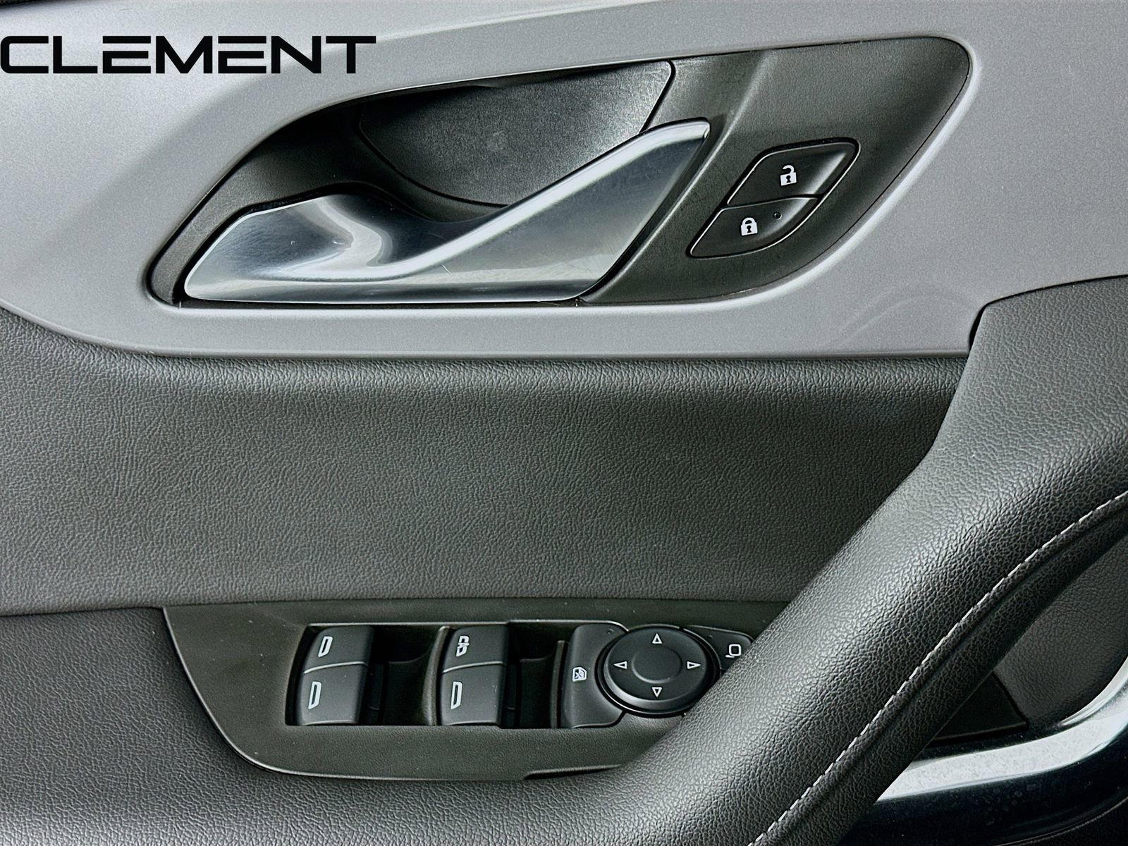 Used 2022 Chevrolet Blazer LT image 25