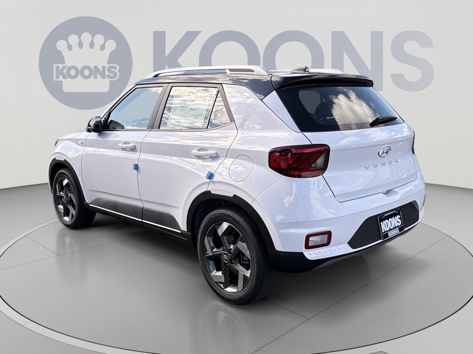 New 2026 Hyundai Venue SEL FWD image 4