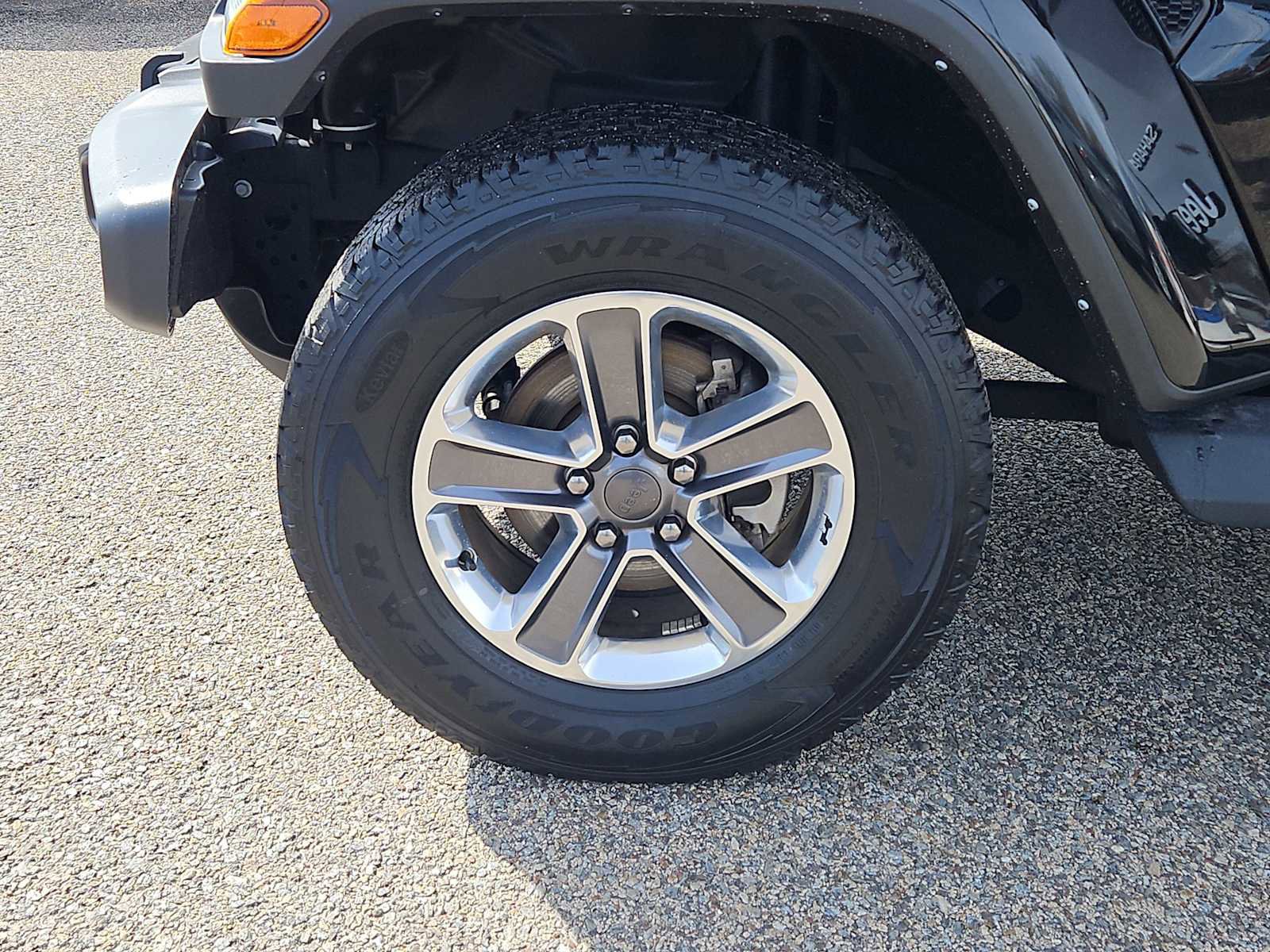 Used 2022 Jeep Wrangler Unlimited Sahara w/ LED Lighting Group image 7