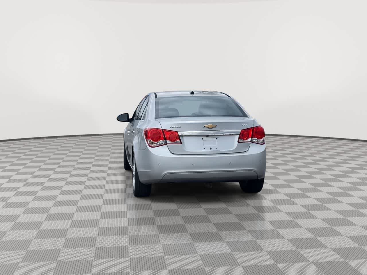 Used 2014 Chevrolet Cruze LTZ w/ Enhanced Safety Package FWD image 7