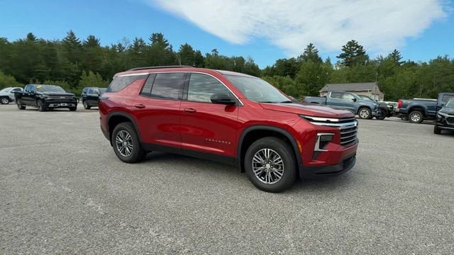 New 2025 Chevrolet Traverse LT w/ Enhanced Driving Package AWD/4WD image 2