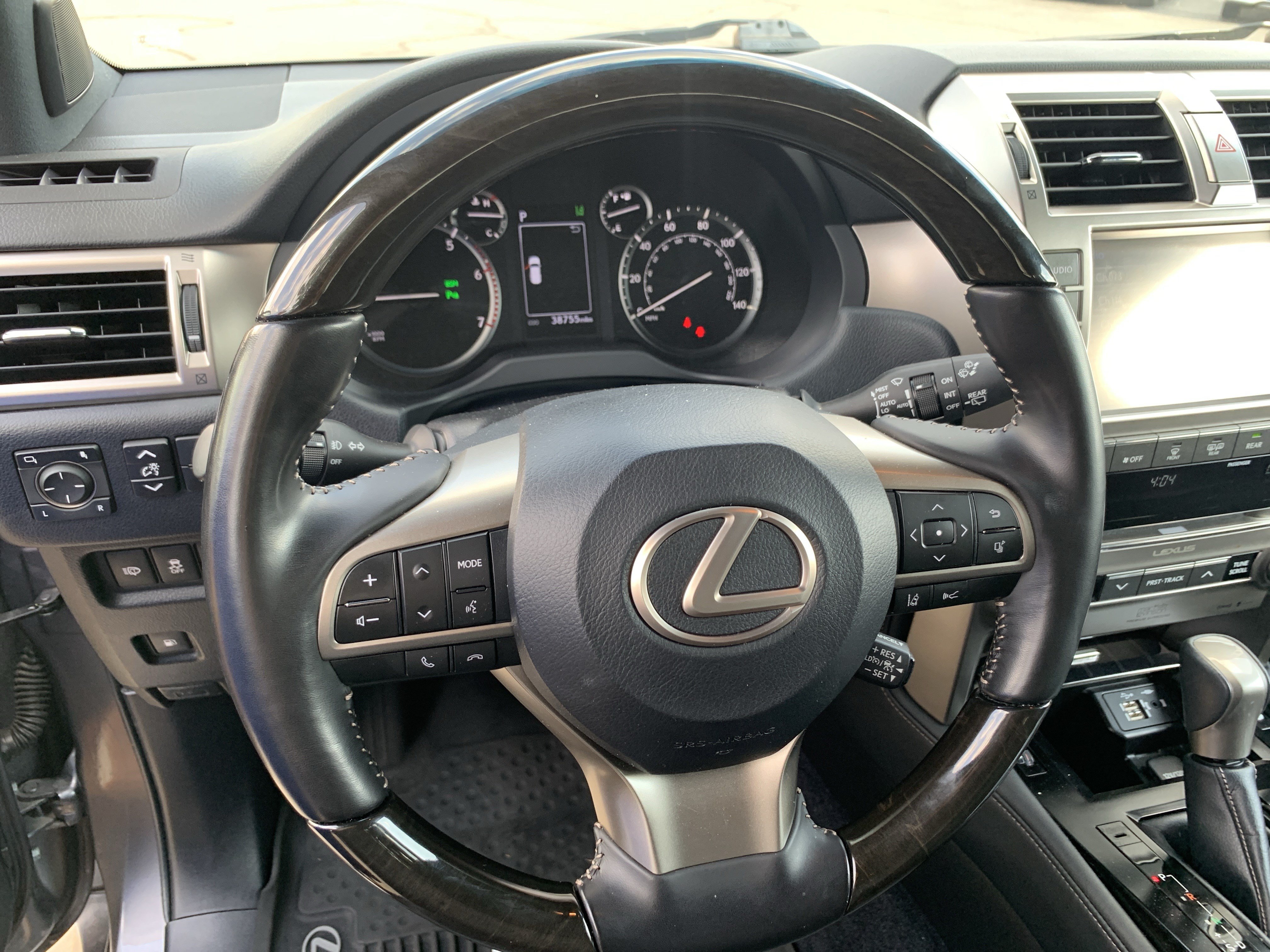 Used 2021 Lexus GX 460 Premium w/ Accessory Package AWD/4WD image 18