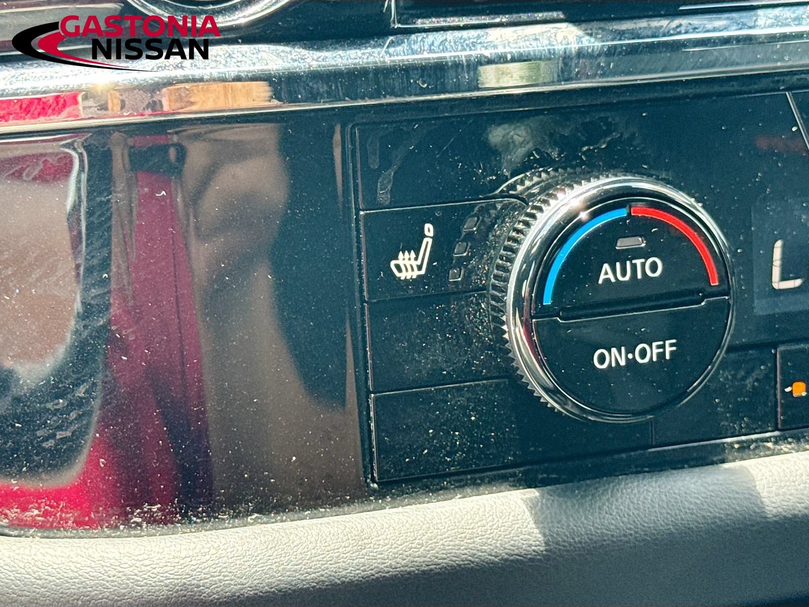 Used 2024 Nissan Pathfinder Rock Creek AWD/4WD image 26