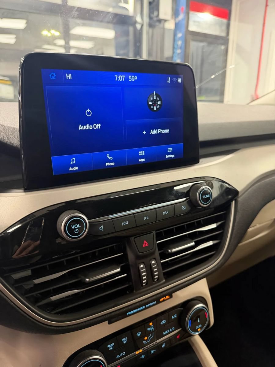 Used 2022 Ford Escape SEL FWD image 21