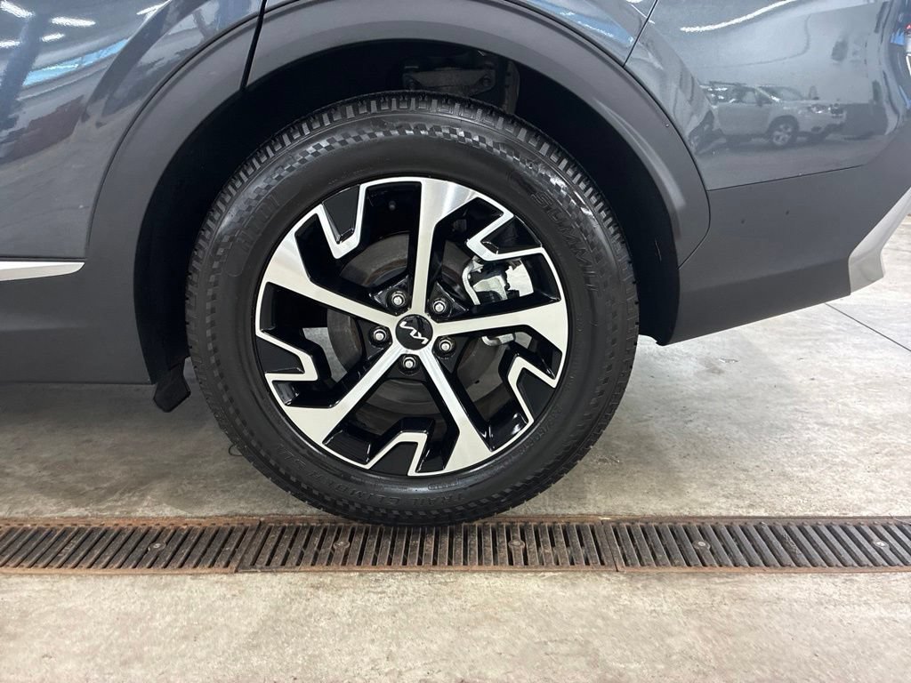 Certified 2023 Kia Sportage EX FWD image 16