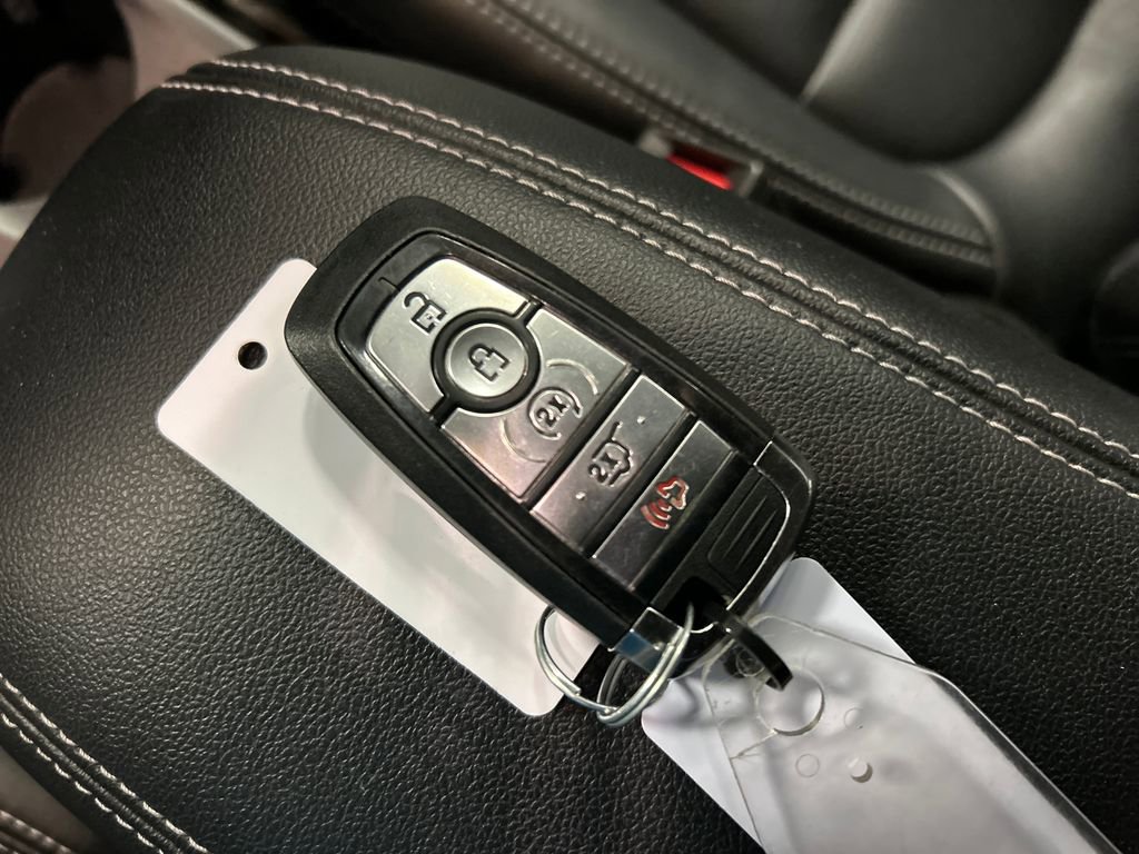 Used 2025 Ford Escape Platinum image 22