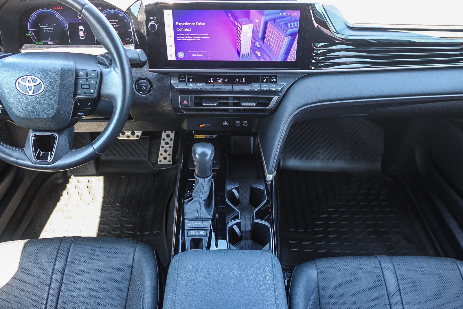 Used 2025 Toyota Camry XSE FWD image 14