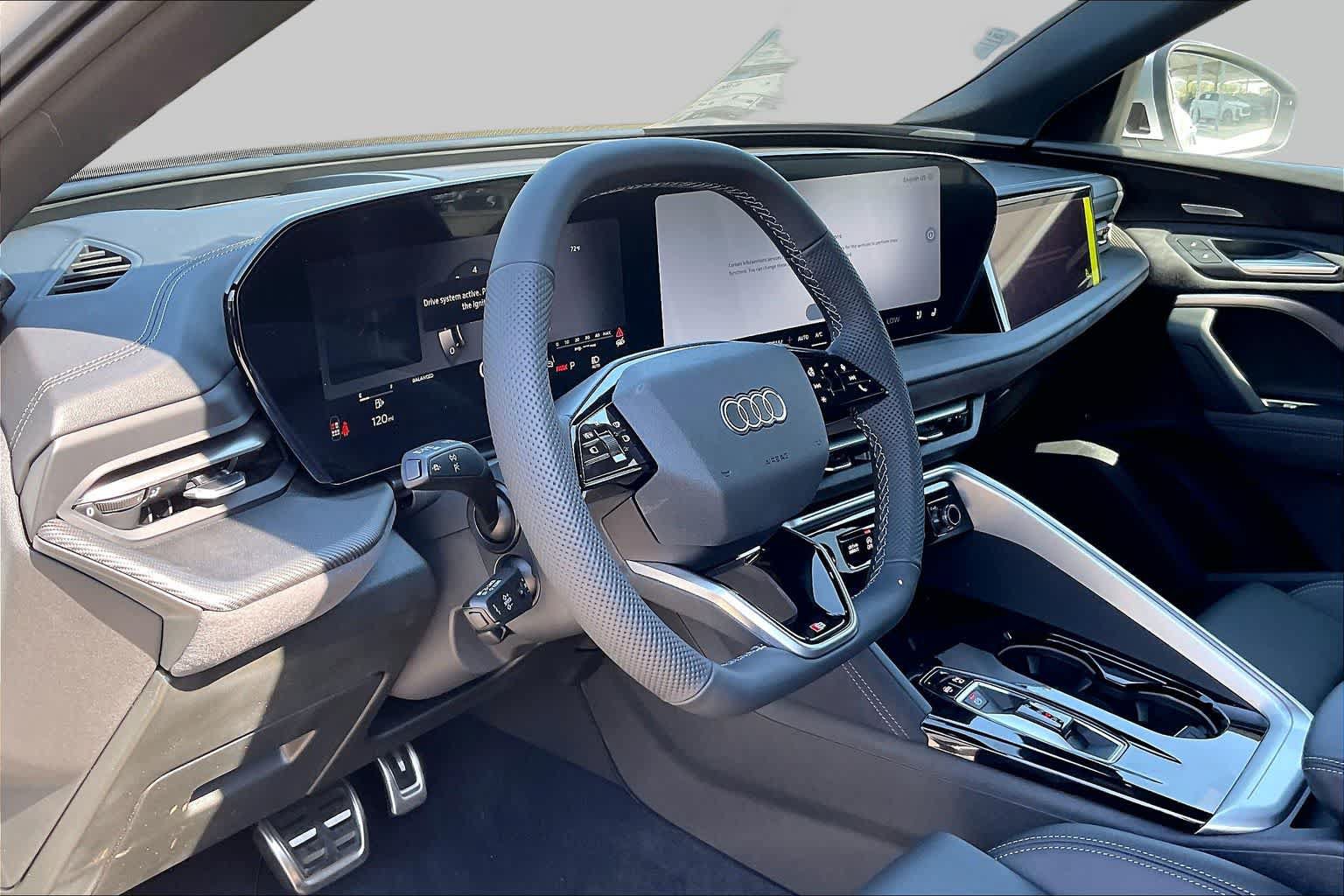 New 2026 Audi SQ5 Prestige AWD/4WD image 8
