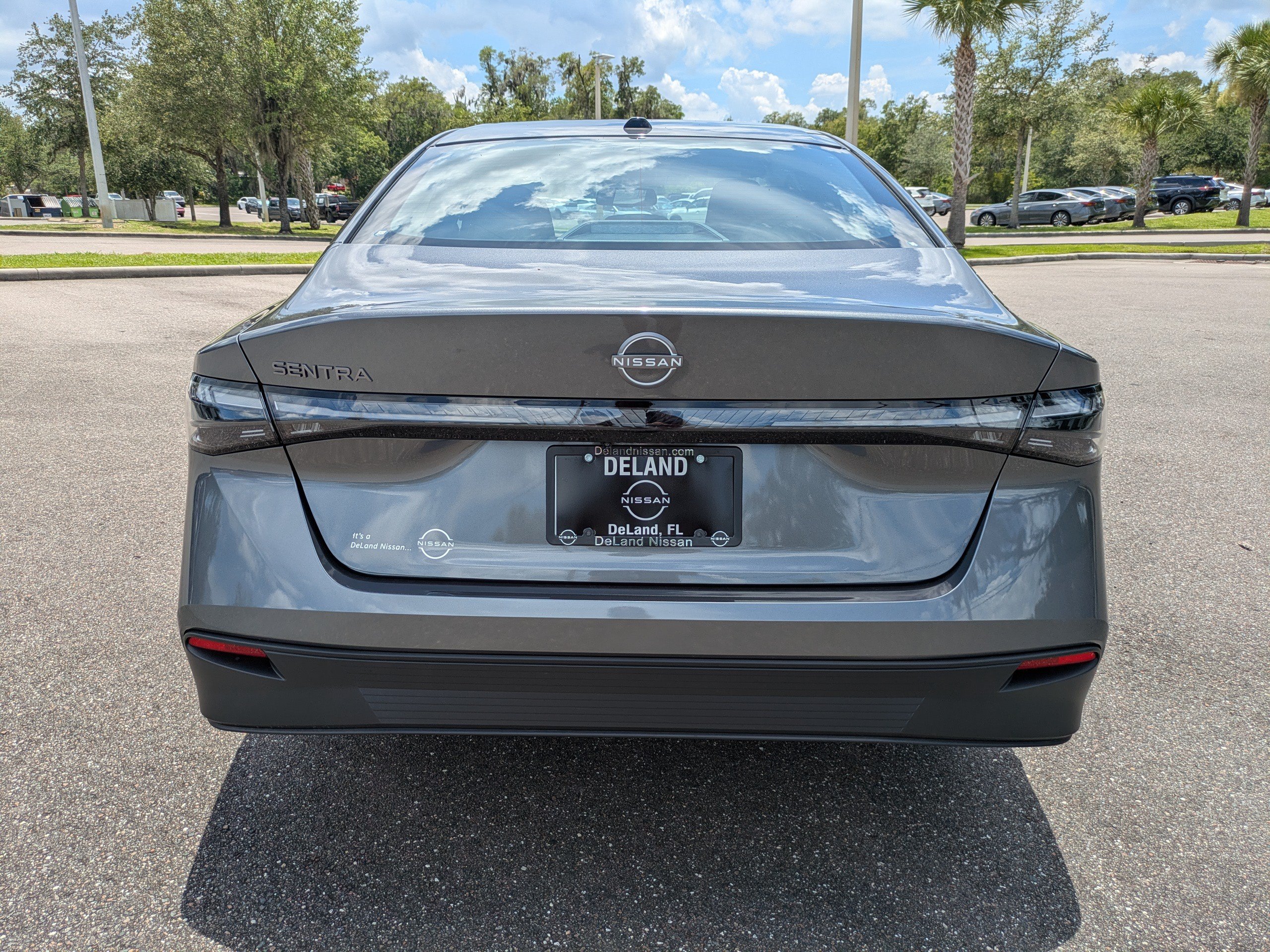 New 2026 Nissan Sentra SV w/ SV Convenience Package FWD image 5