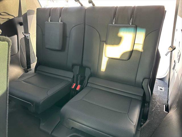 Used 2024 Lexus LX 600 F Sport image 16