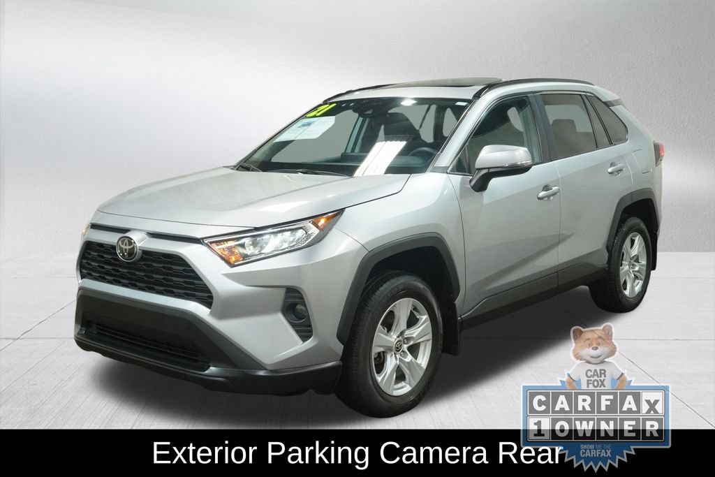 Used 2021 Toyota RAV4 XLE w/ Convenience Package AWD/4WD image 11