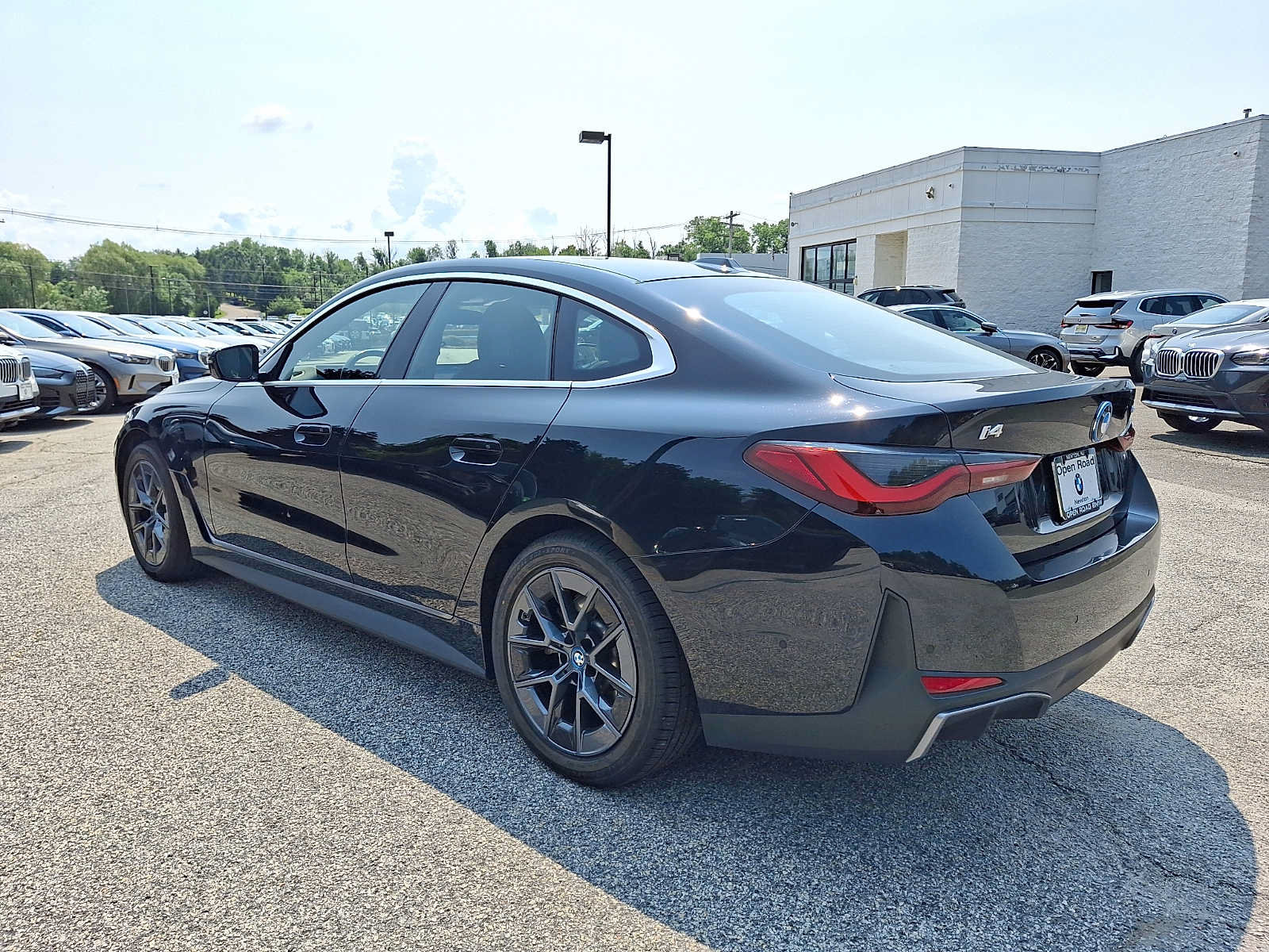 Used 2023 BMW i4 eDrive35 w/ Premium Package RWD image 4