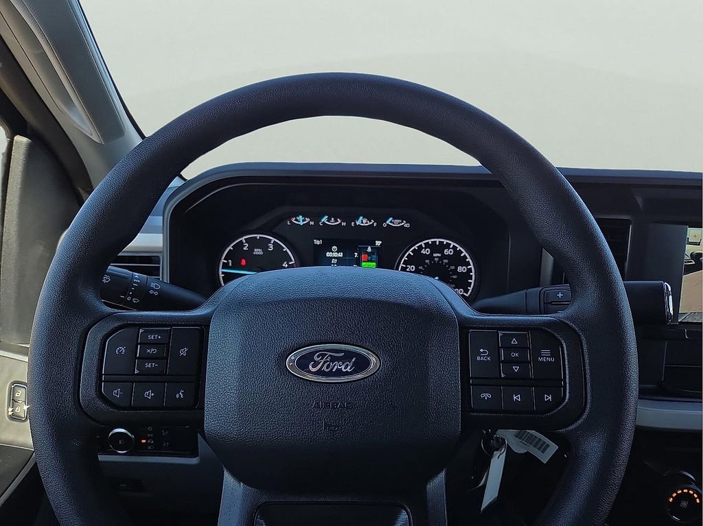 New 2026 Ford F350 XLT image 19