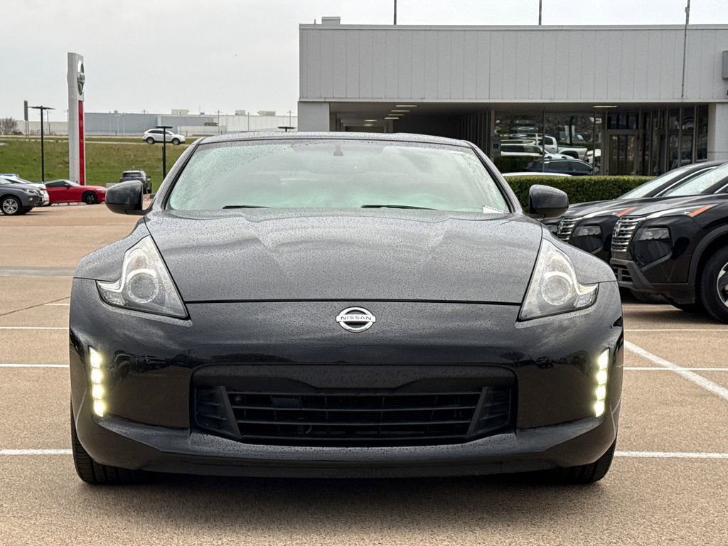 Used 2020 Nissan 370Z Touring Sport image 3