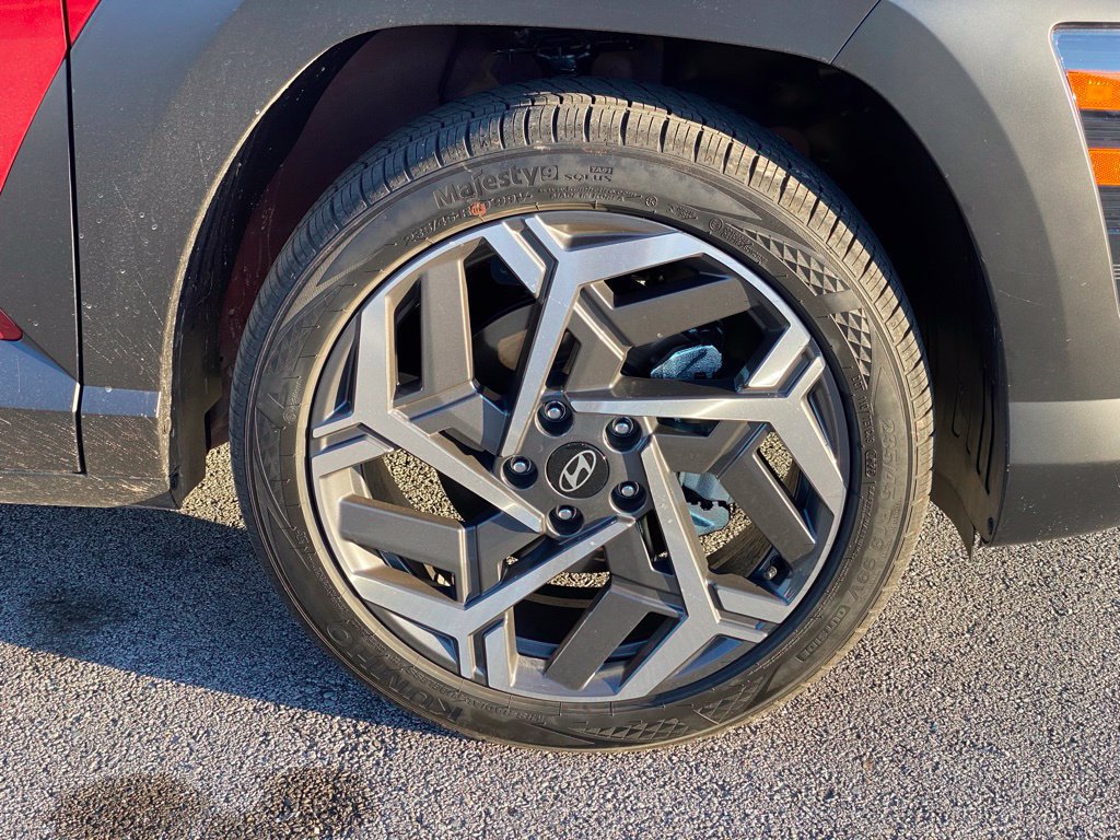 Used 2026 Hyundai Kona SEL Premium FWD image 5