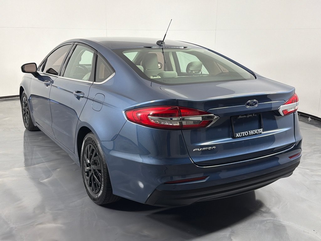 Used 2019 Ford Fusion S FWD image 7
