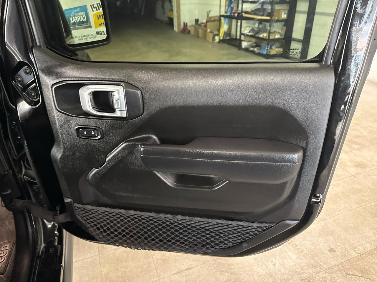 Used 2024 Jeep Wrangler Unlimited image 59