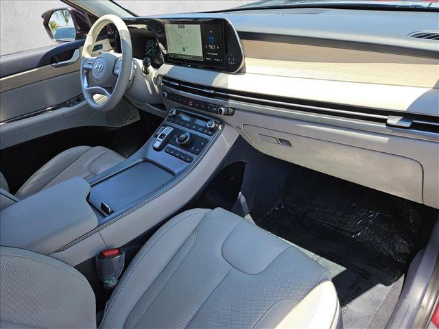 Used 2023 Hyundai Palisade Limited w/ Cargo Package FWD image 28