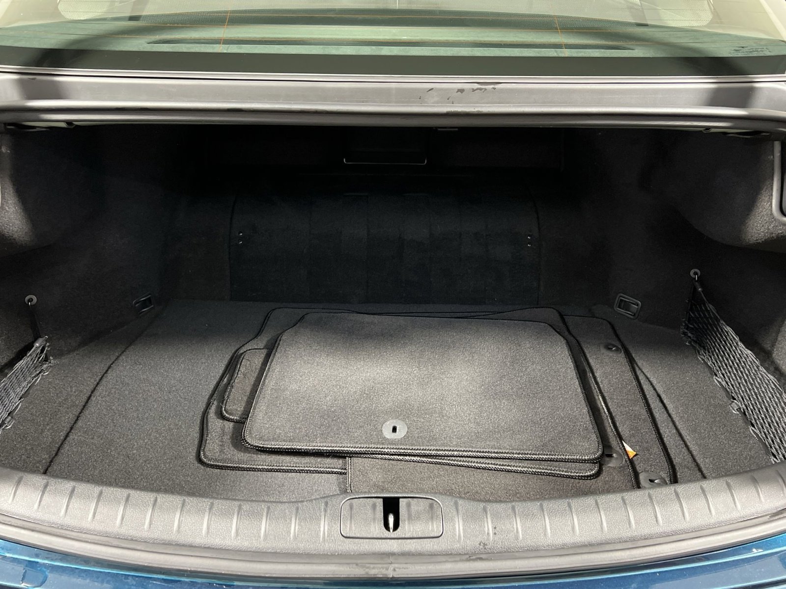 Used 2023 Genesis G80 image 25