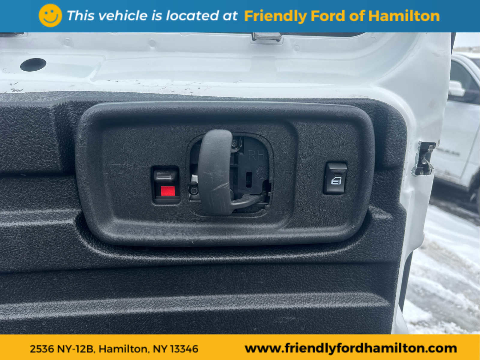 Used 2020 GMC Savana 2500 w/ Driver Convenience Package image 17