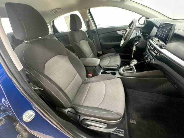 Used 2023 Kia Forte LXS w/ LXS Technology Package FWD image 25