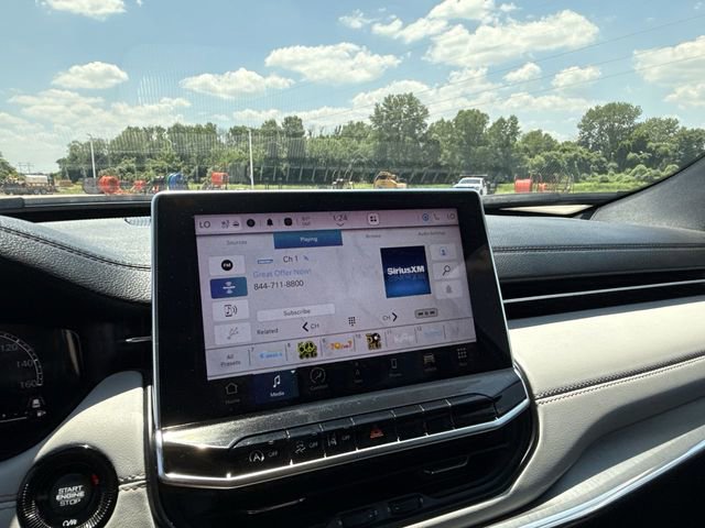 Used 2023 Jeep Compass Limited w/ Elite Group image 23