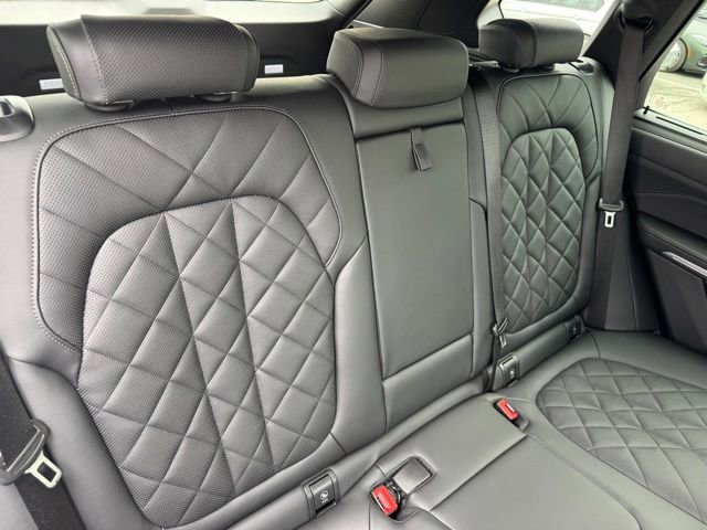 Certified 2025 BMW X5 M60i image 32