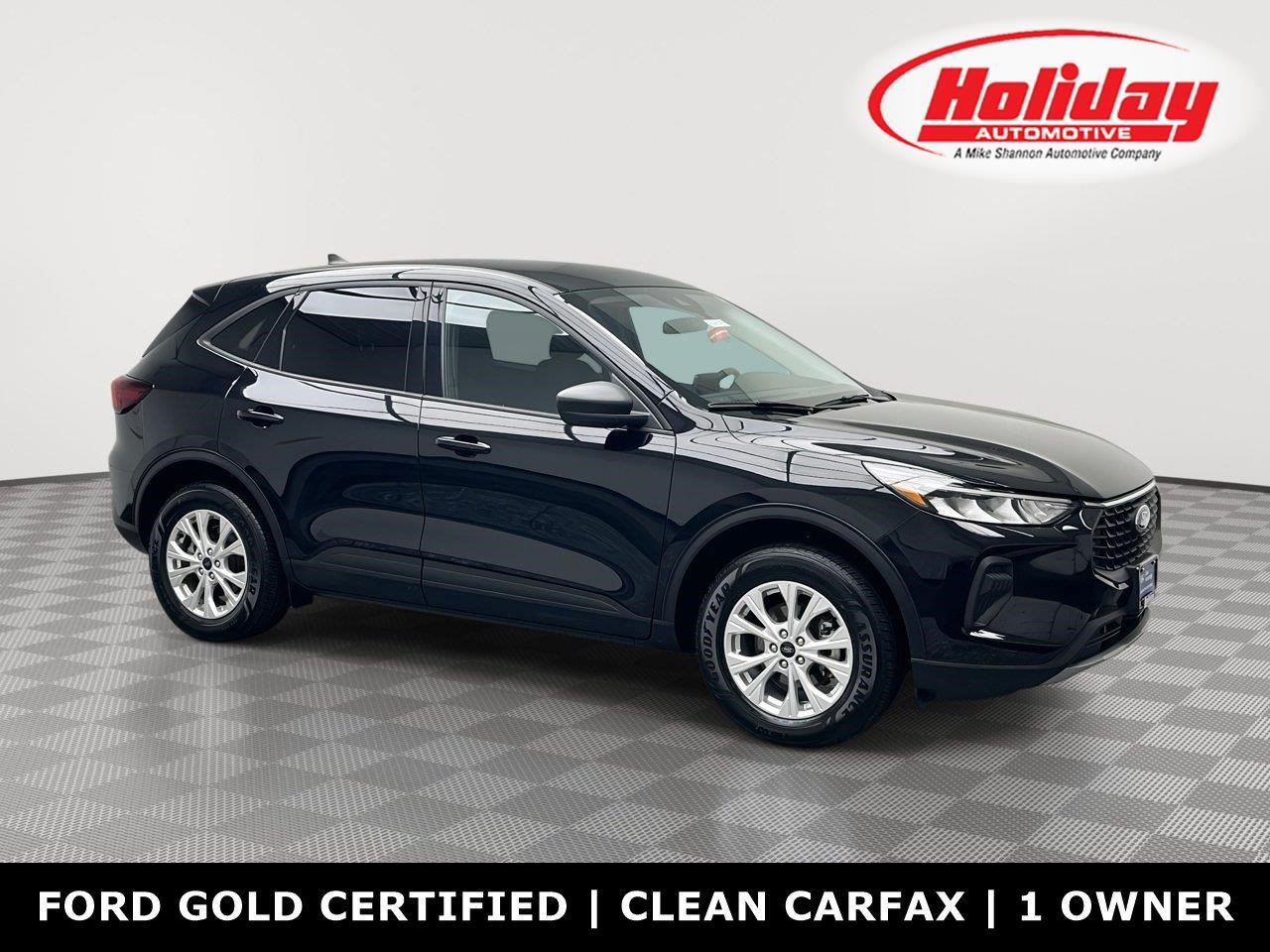 Certified 2025 Ford Escape Active AWD/4WD image 1