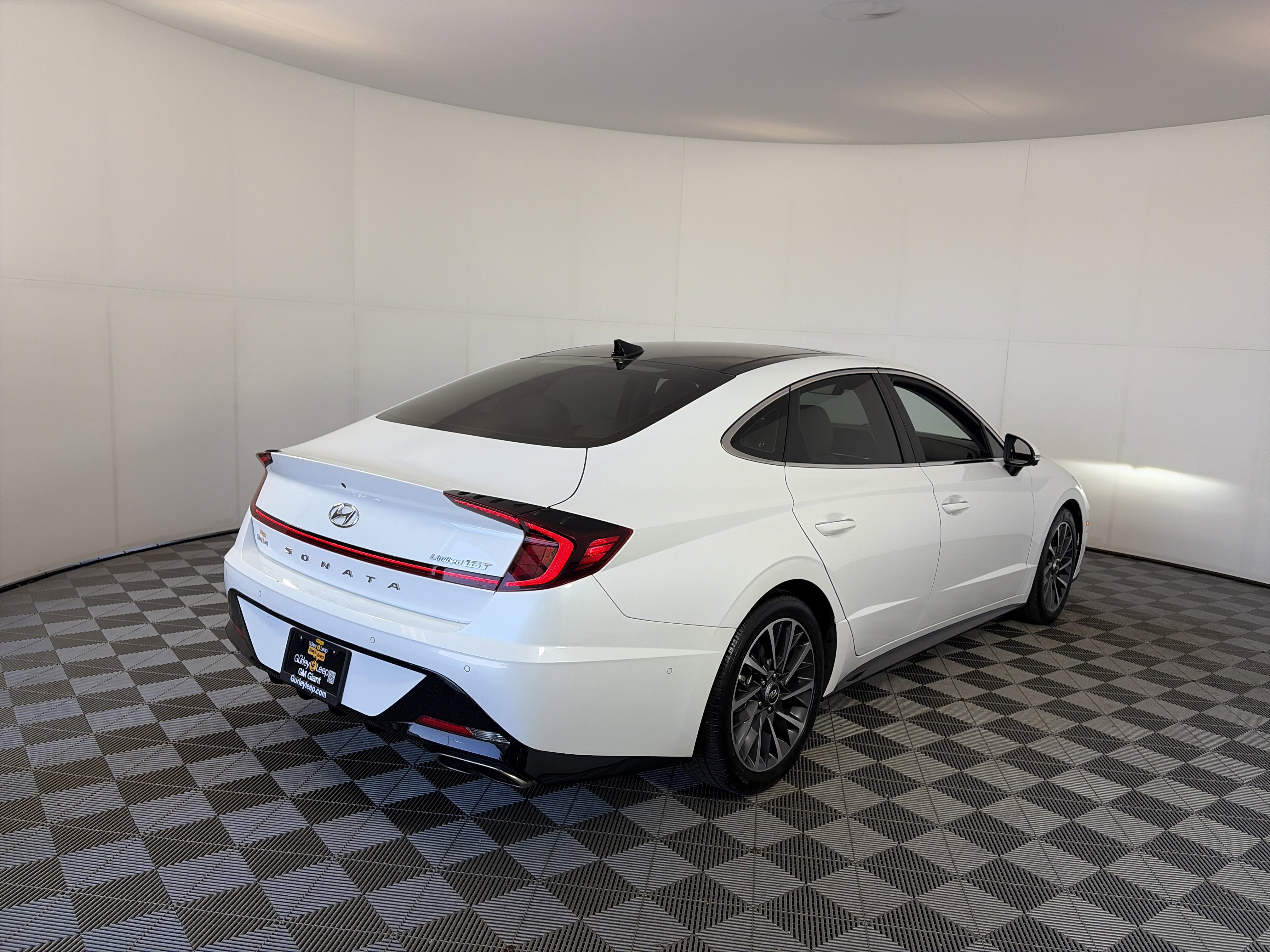 Used 2020 Hyundai Sonata Limited FWD image 10