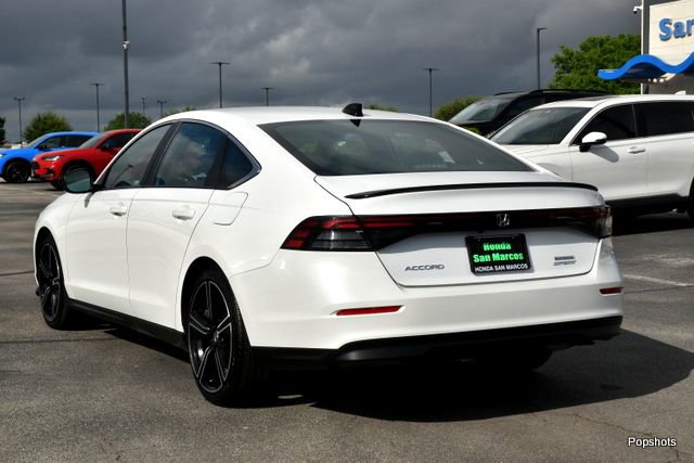 Used 2025 Honda Accord Sport image 5